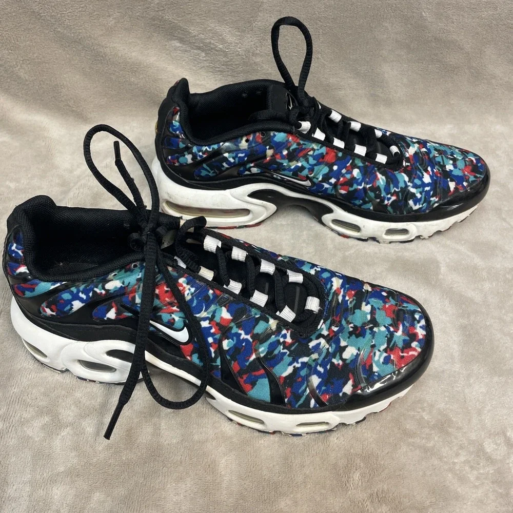 Nike Air Max‎ Plus GS Black/ White / Hyper Blue CU4623-001 Size 5Y See Pictures